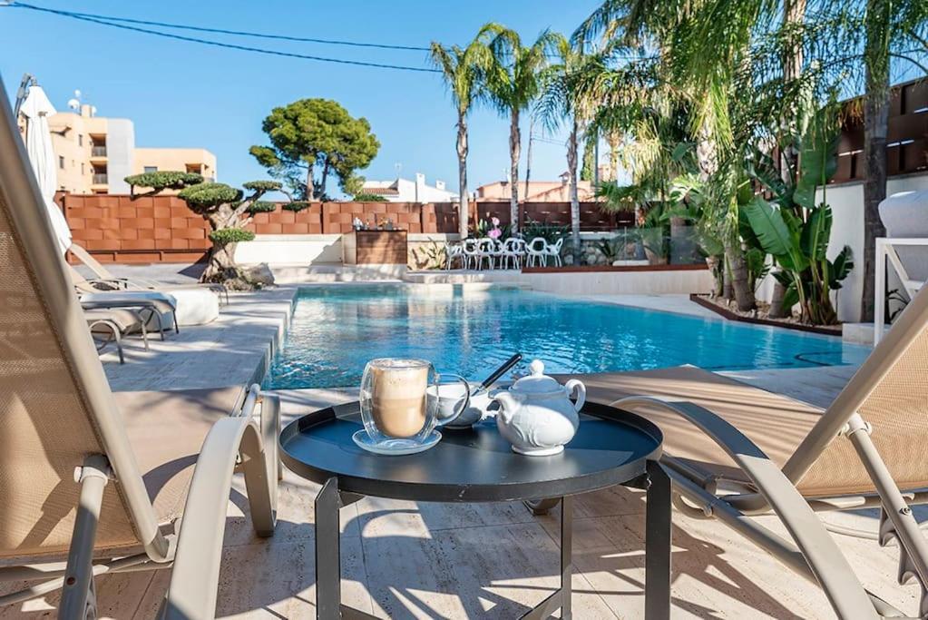 Apartamento 2 Min From The Sea Pool, Comfort And Free Wifi
